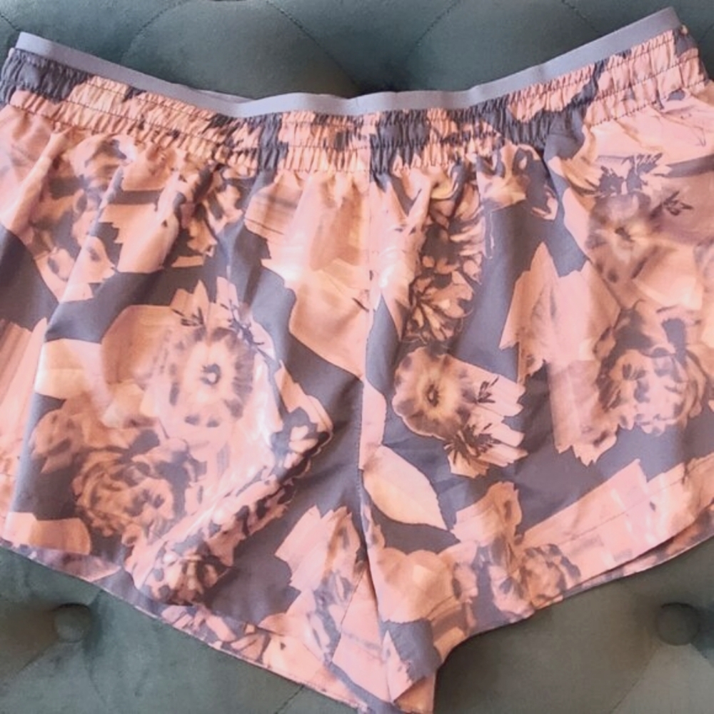 Nike - Dryfit Ladies running shorts